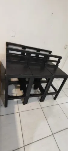 Bancada com 6 banquetas