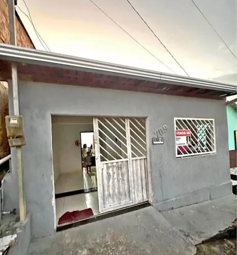Vendo casa na cidade de Deus - próximo ao baratão da carne 