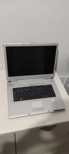 Notebook Itautec W7645 Não Liga Para Retirar Peças Carcaça