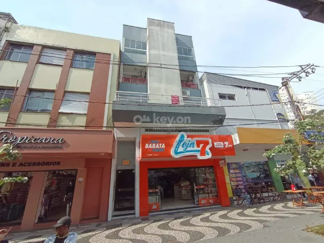 Apartamento para aluguel, 3 quartos, Centro - Tubarão/SC