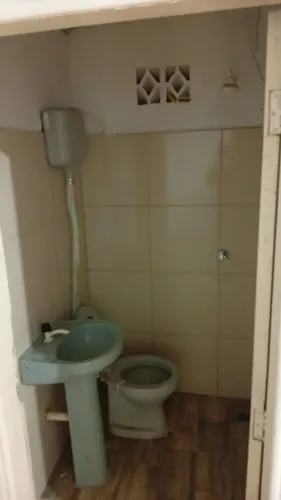 Alugo kitnet e ponto comercial juliao