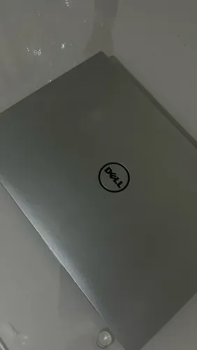 Notebook Dell Inspiron 7472