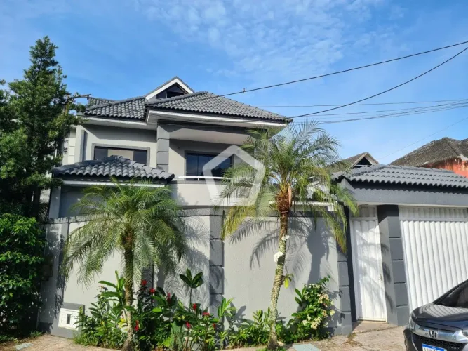 Casa em Vargem Pequena