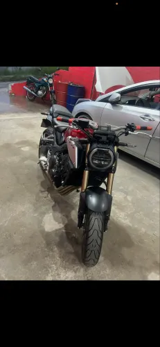 Honda CB 650R 2020 em dias