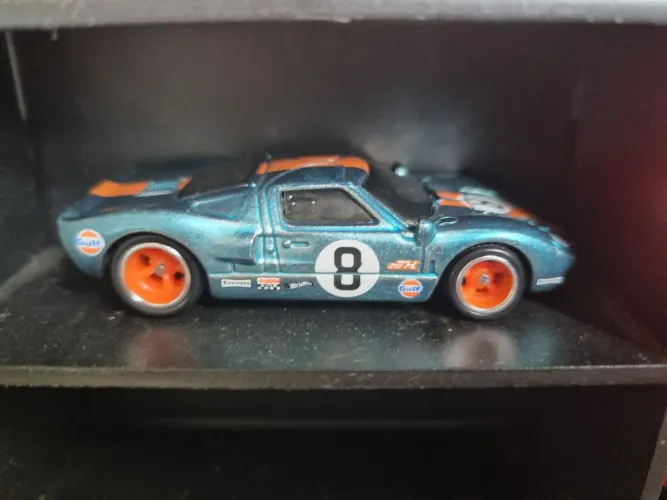 hot wheels ford gt 40 rlc gulf