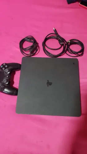 Ps4 slim semi novo