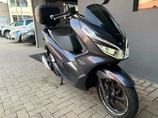 PCX DLX 2020 (baixo km)