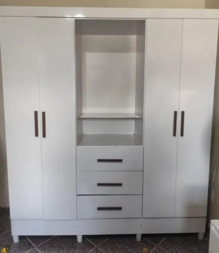 Guarda roupa