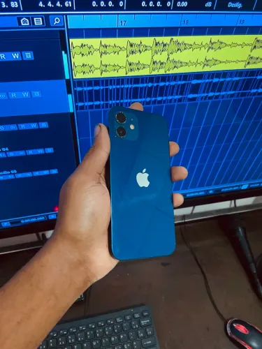 IPHONE 12