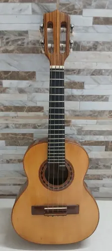 Cavaquinho Del Vecchio modelo Waldir ano 1987
