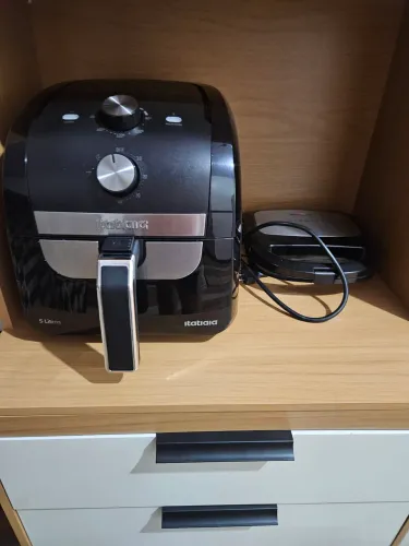 air fryer e sanduícheira