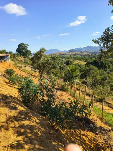 Ótima oportunidade para sua tranquilidade, ou investimento, plantio...