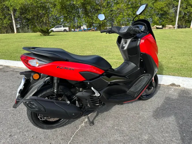YAMAHA NMAX CONNECTED 23/24 EXTRA