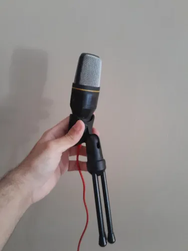 Microfone Genérico