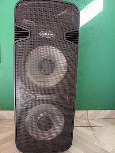 Vende-se uma Caixa de som
