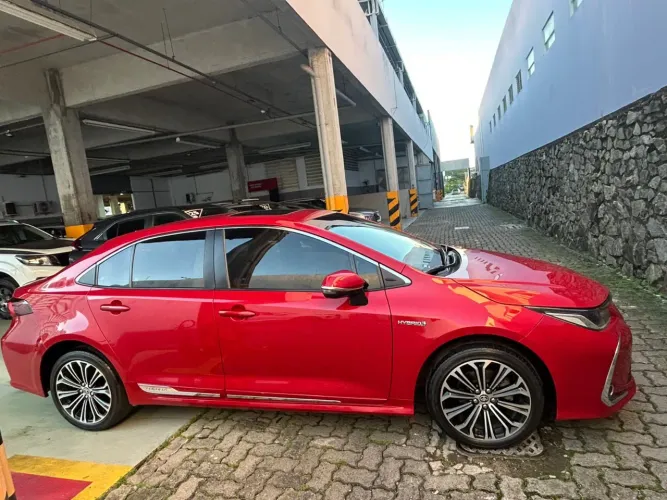Toyota Corolla Altis Prem. Hybrid 1.8 Flex AUT 2022