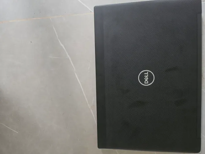 Notebook dell i5 8a. Bateria dura 2horas