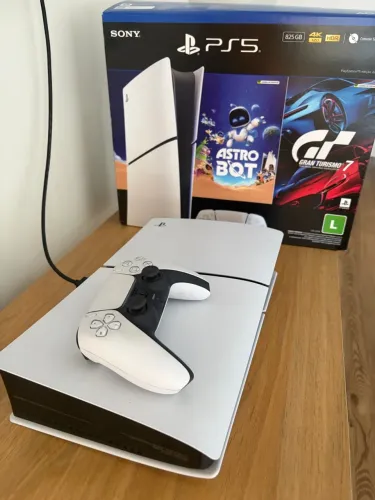 PlayStation 5 Slim (3 meses)