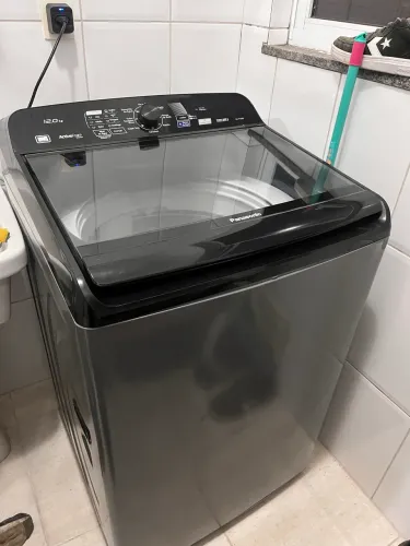 Máquina de Lavar Panasonic em ótimo estado 