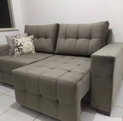Sofá retrátil na promoção