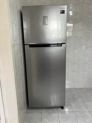 Geladeira Frost Free Samsung 453L inox