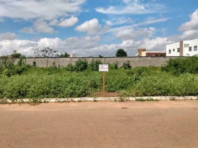VENDO EXCELENTE TERRENO NO LOTEAMENTO LAGOA SECA