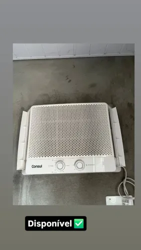 Vendo este ar condicionado funcionando e gelando perfeitamente