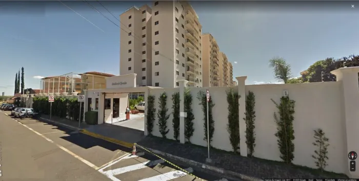 Apartamento à venda em Franca-SP: 3 quartos, 1 suíte, 3 salas, 3 banheiros, 2 vagas de gar