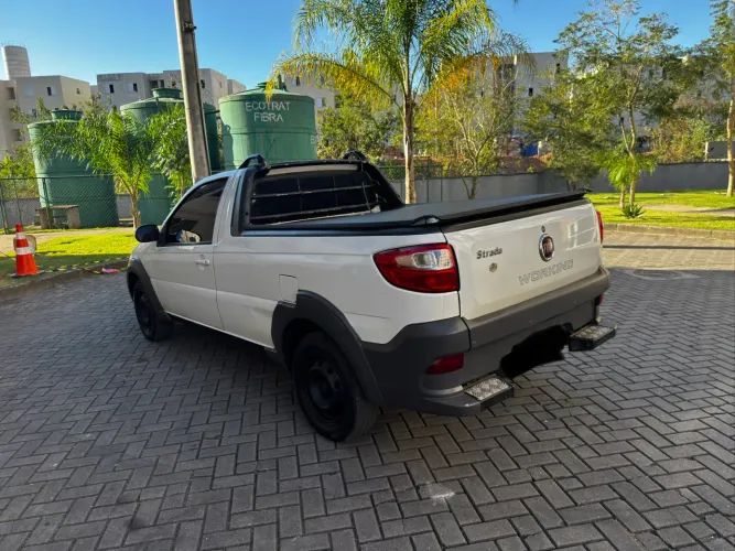 Fiat Strada Working Hard 1.4 Fire Flex 8V CS 2017