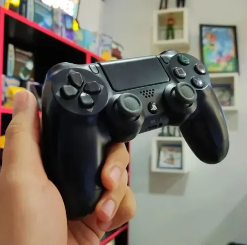 Controle PS4 DualShock 4 Original Sony Preto - Usado em Ótimo Estado
