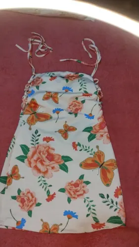 Lote de roupas em excelente estado 400