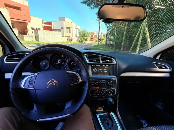 Citroen C4 Lounge Tendance 2.0 Flex 4P Aut. 2016