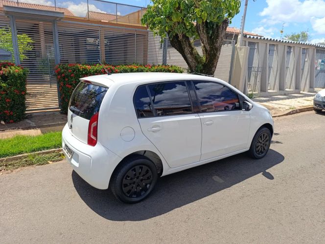 Imagem de Volkswagen Up! Move 1.0 Total Flex 12V 5P 2015