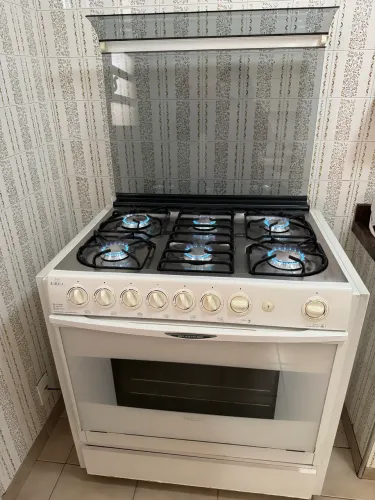 Fogão Brastemp Quality Grill - 6 bocas - acendimento automático - bem conservado 