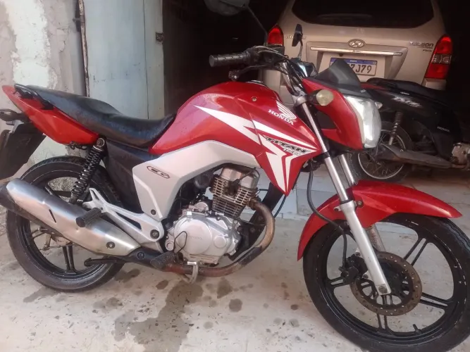 Titan 150