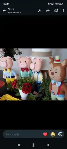 Três Porquinhos e o Lobo Mau em Feltro