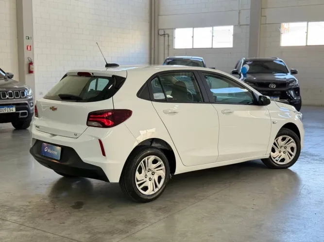 Chevrolet Onix Hatch LT 1.0 12V Flex Mec. 4P 2025