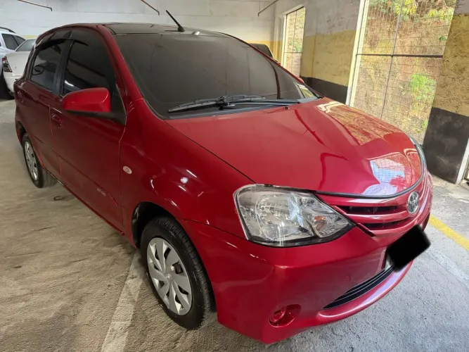 Toyota Etios XS 1.5 Flex 16V 5P Mec. 2014