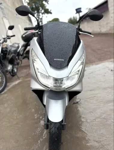 PCX 150 DLX / 2017