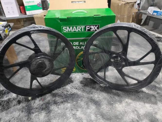 PAR DE RODA NA CAIXA R$ 600