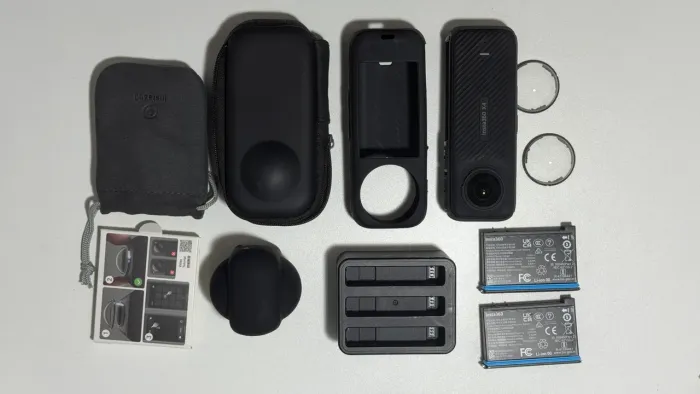 Insta 360 X4 + 2 baterias e acessórios 