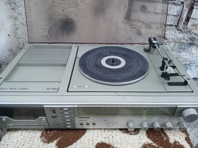 Rádio antigo philps