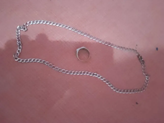 Vendo cordão de prata 925 mas anel de pra 925