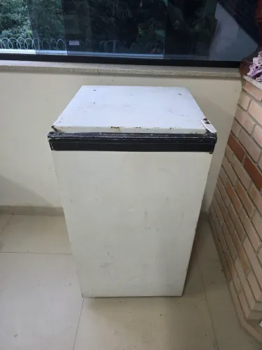 Mini freezer frigobar