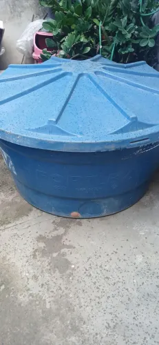 Vendo tanque de 500 litros com pequeno concerto!!!