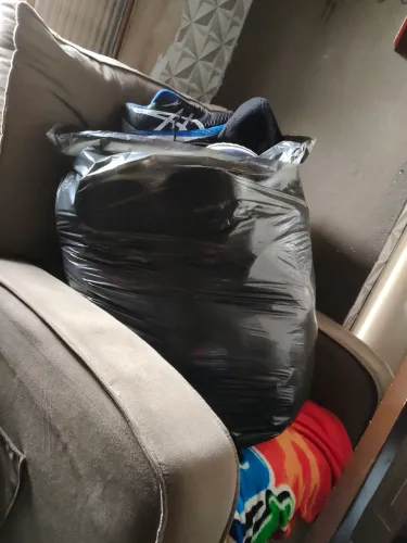Lote roupa juvenil e tênis