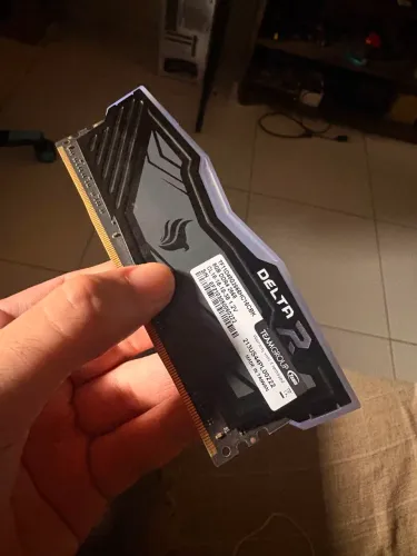 Memória ram 8GB DDR4 Delta Force RGB 2666Mhz