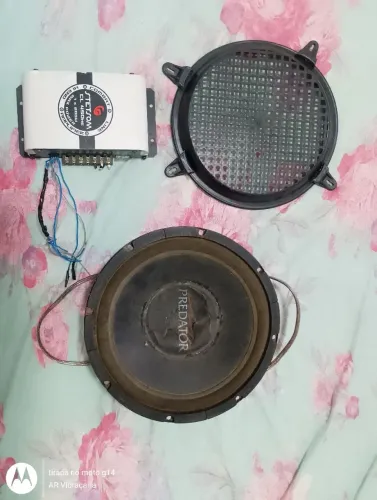 Auto falante + tela + Potência 