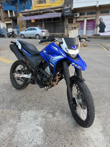 LANDER 250 ABS