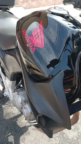 CB300r 2011(aceita troca)